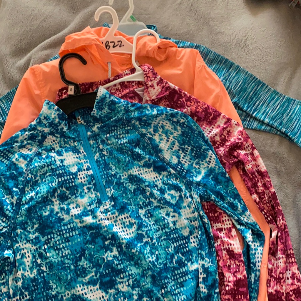 Zip Ups